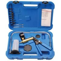 Przyrząd do odpowietrzania hamulców BGS TECHNIC